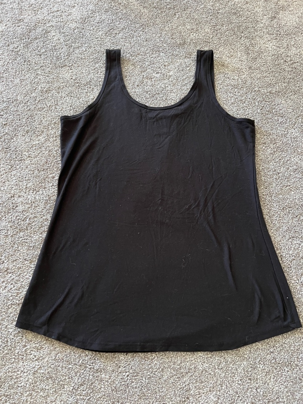 Set of 4 NOBO Layering Tank Tops in White, Black and Brown - Picture 7 of 10